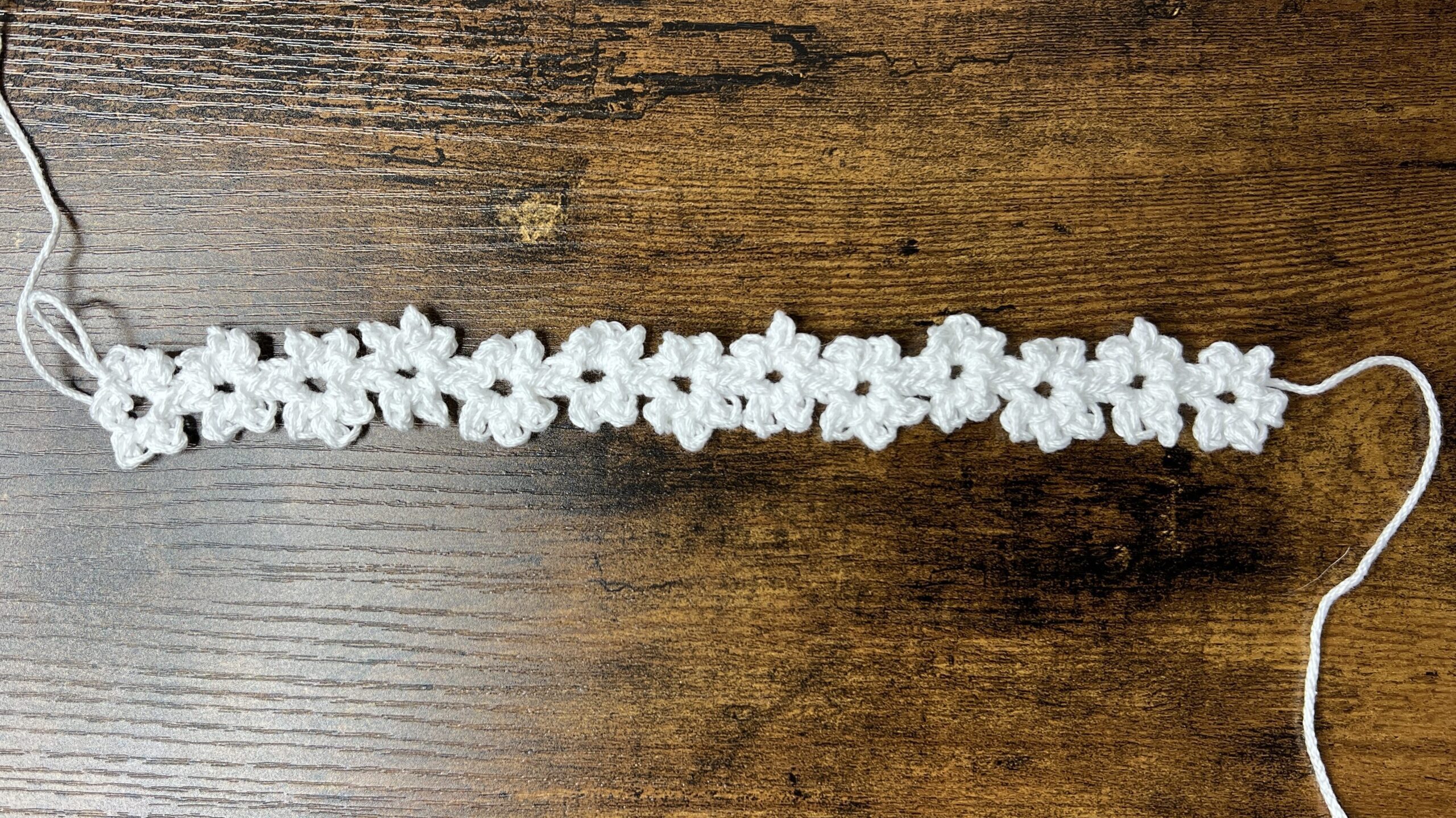 Crochet Dainty Flower Choker Necklace Free Pattern Tutorial