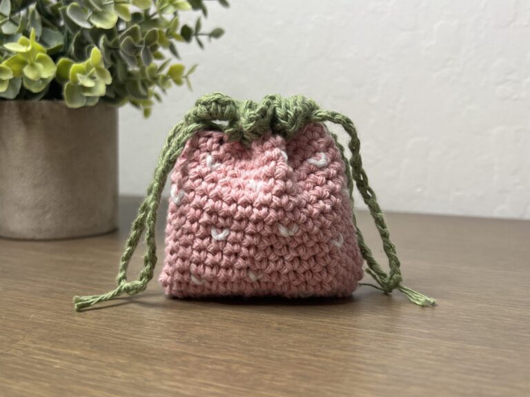 Mini Crochet Strawberry Drawstring Pouch | Free Pattern & Tutorial