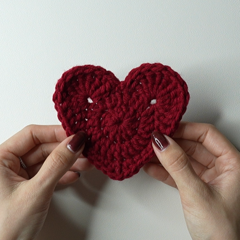 Large Crochet Heart Appliqué | Free Pattern & Video Tutorial