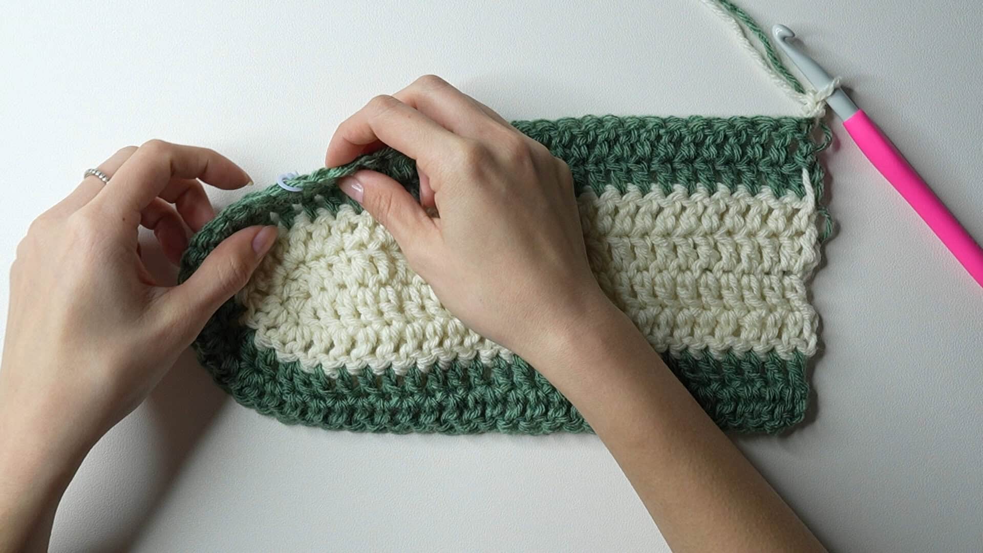 Crochet Hooded Scarf/Scoodie | Free Pattern & Video Tutorial