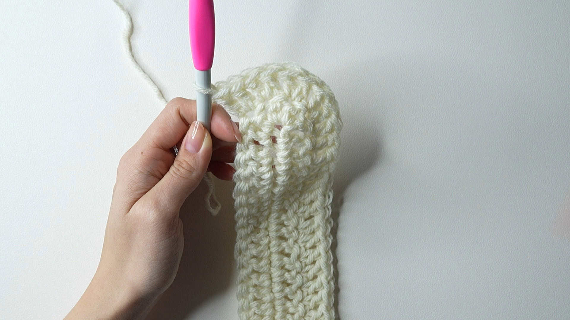 Crochet Hooded Scarf/Scoodie | Free Pattern & Video Tutorial