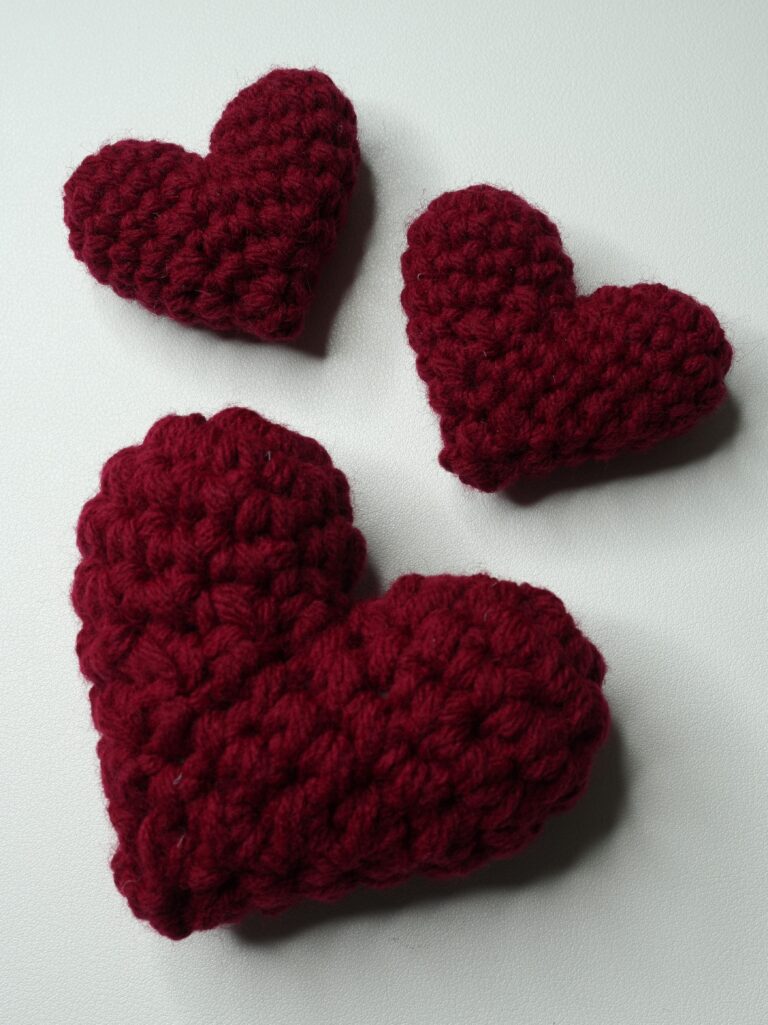 Crochet Heart Amigurumi | Free Pattern & Video Tutorial