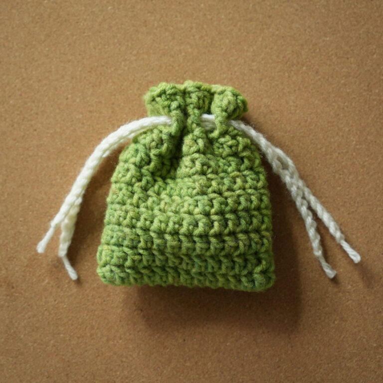Basic Crochet Drawstring Pouch | Free Pattern & Video Tutorial