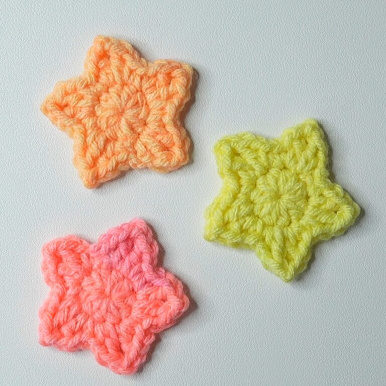 Mini Crochet Star Appliqué | Free Pattern & Video Tutorial