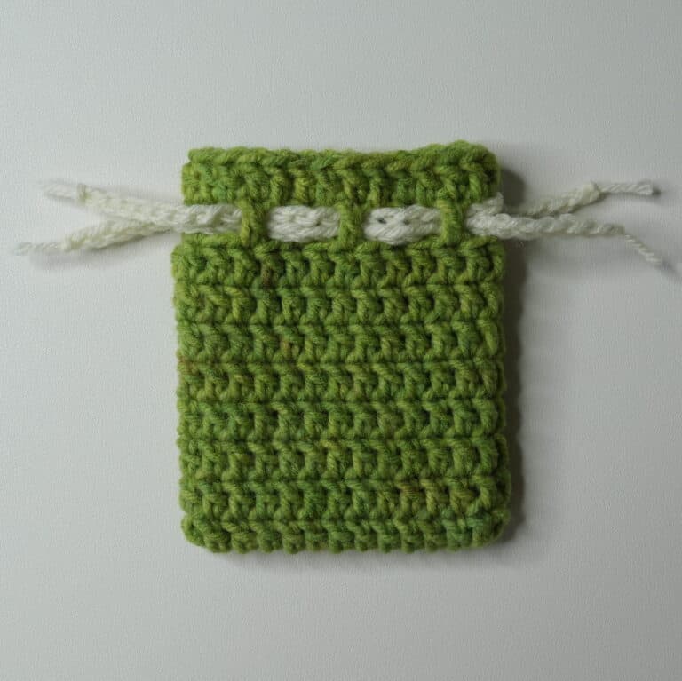 Basic Crochet Drawstring Pouch | Free Pattern & Video Tutorial