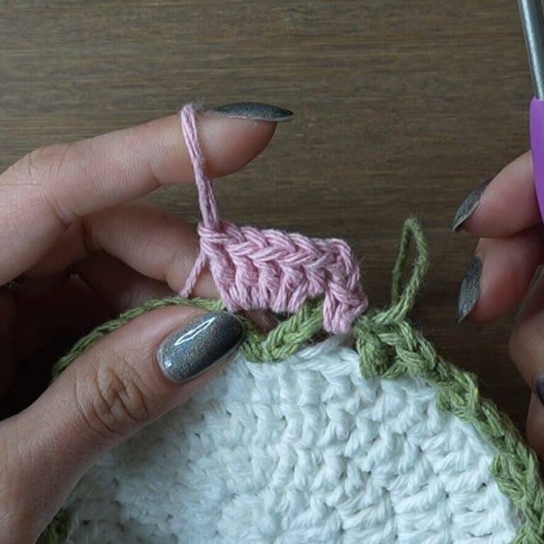 Crochet Flower Bouquet Coaster | Free Pattern & Video Tutorial