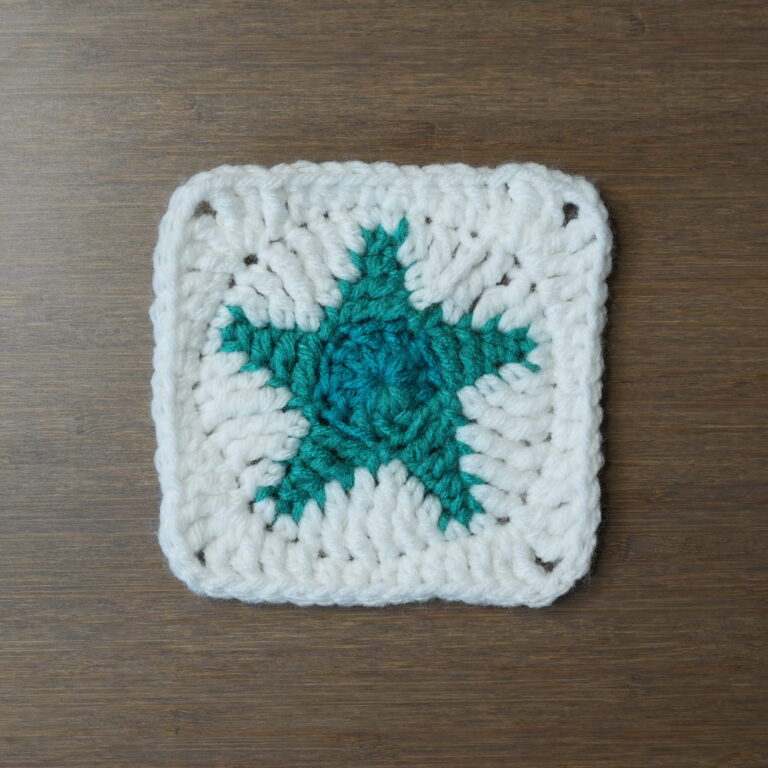 Crochet Star Granny Square | Free Pattern & Video Tutorial