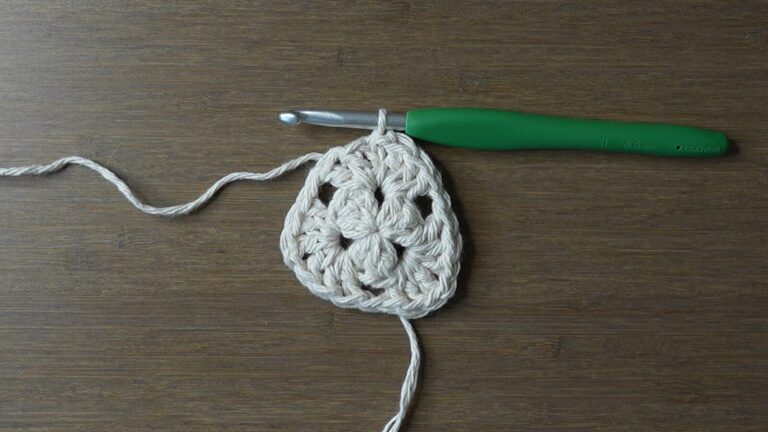 Granny Stitch Bucket Hat | Free Crochet Pattern & Video Tutorial