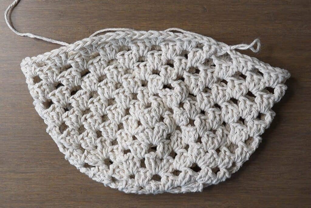 Granny Stitch Bucket Hat | Free Crochet Pattern & Video Tutorial