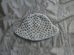 two toned granny stitch bucket hat2