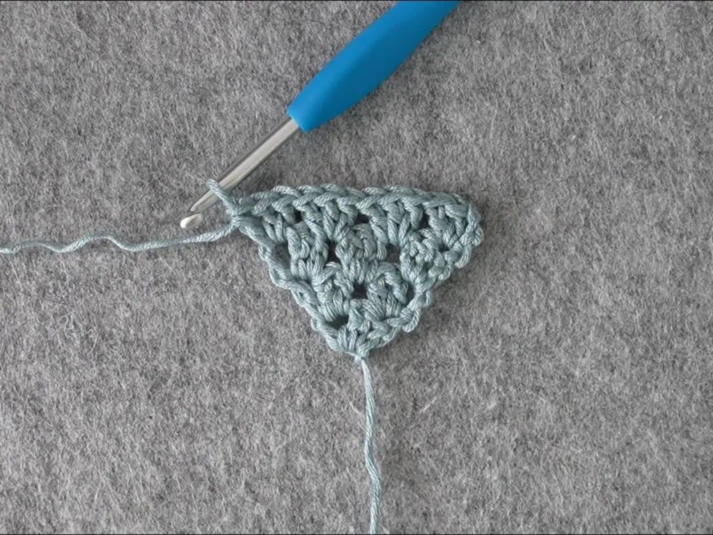 easy crochet bandana 1.5.1