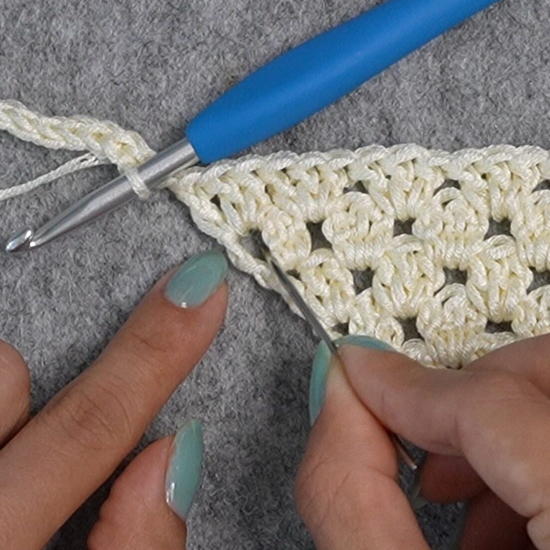 crochet scalloped bandana 1.3.2 1 edited