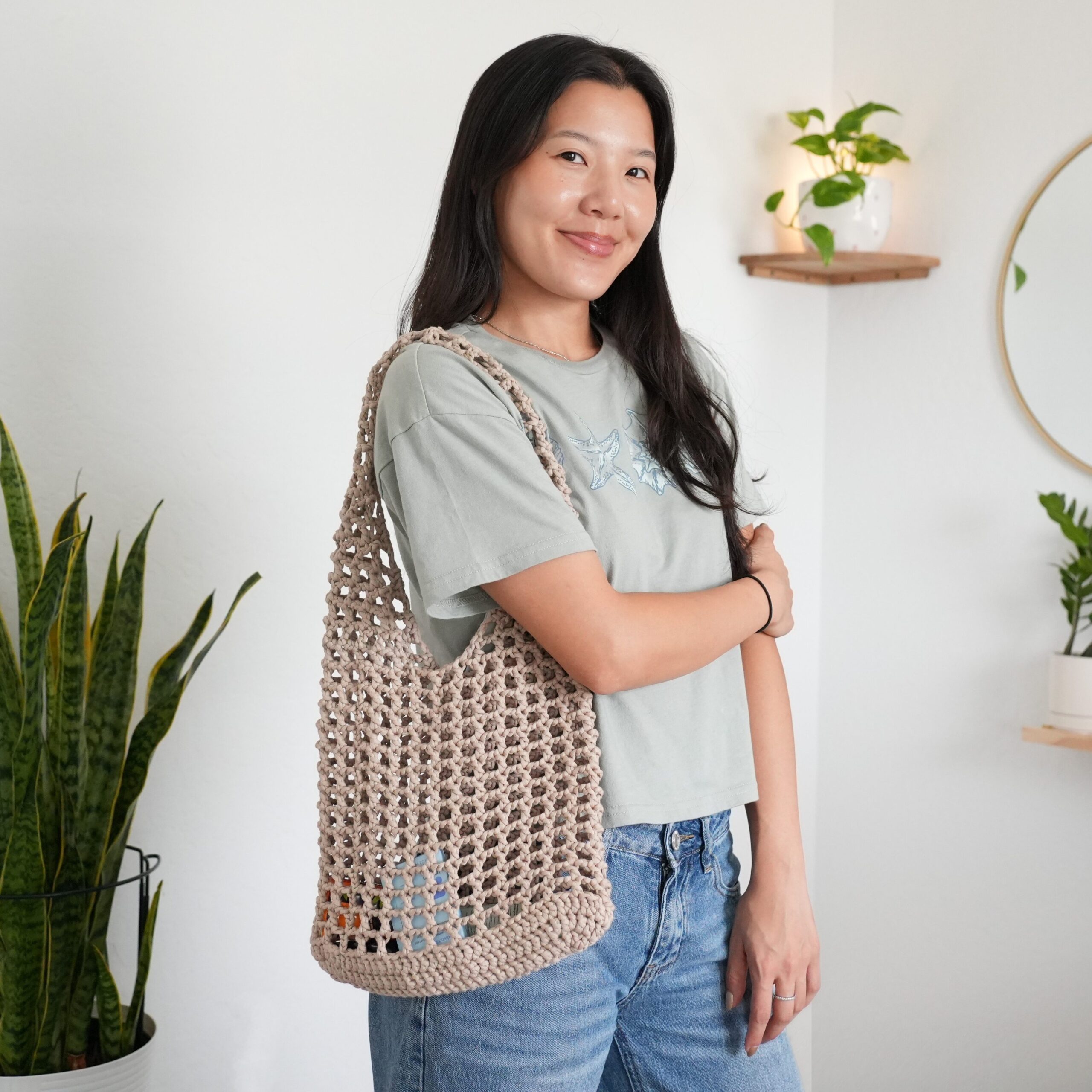 chunky crochet mesh tote bag edited 2 scaled