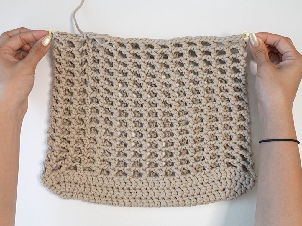 chunky crochet mesh tote bag 1.39.1