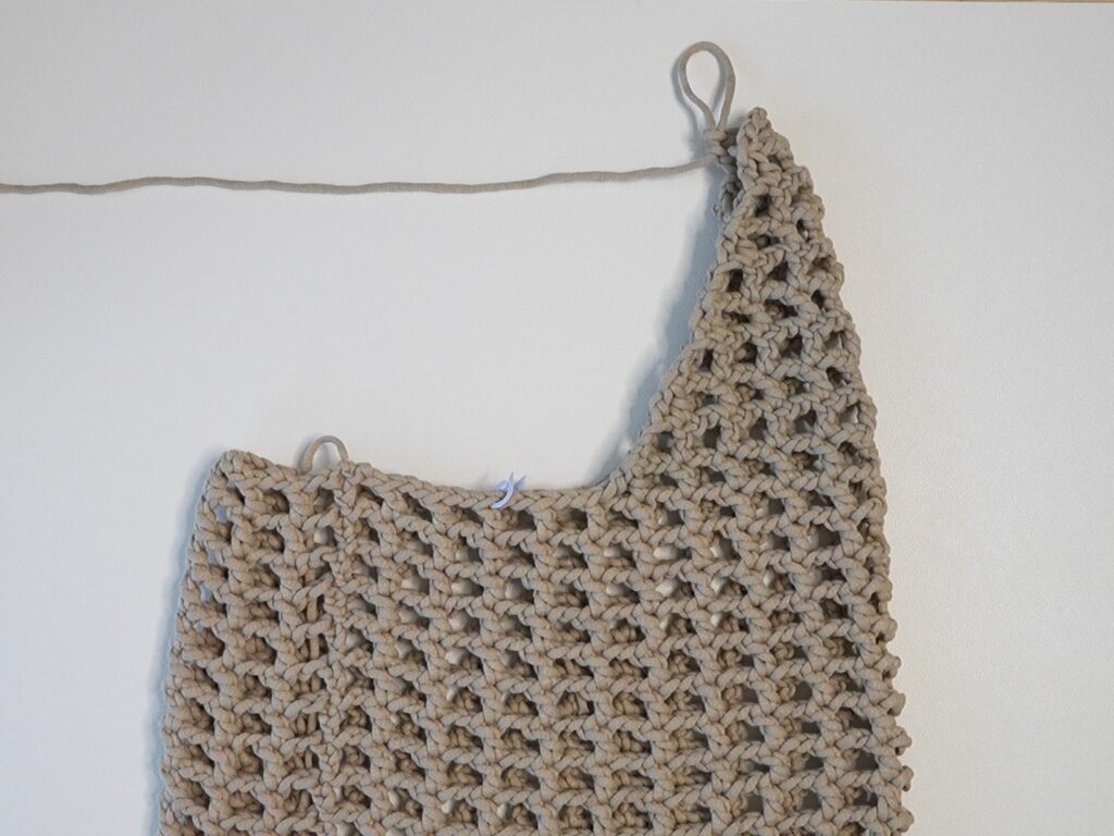 chunky crochet mesh tote bag 1.96.1