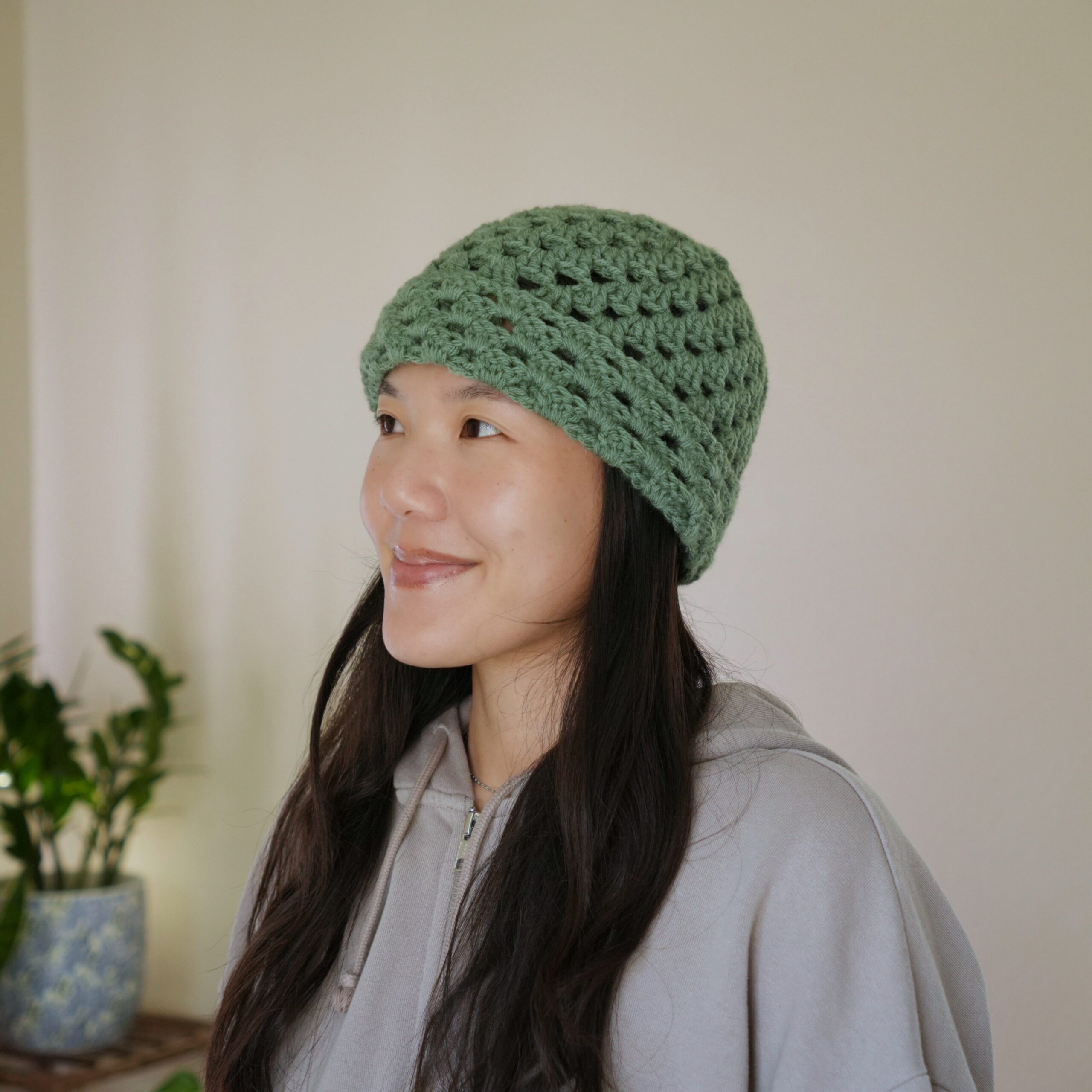 solid granny stitch beanie side edited scaled