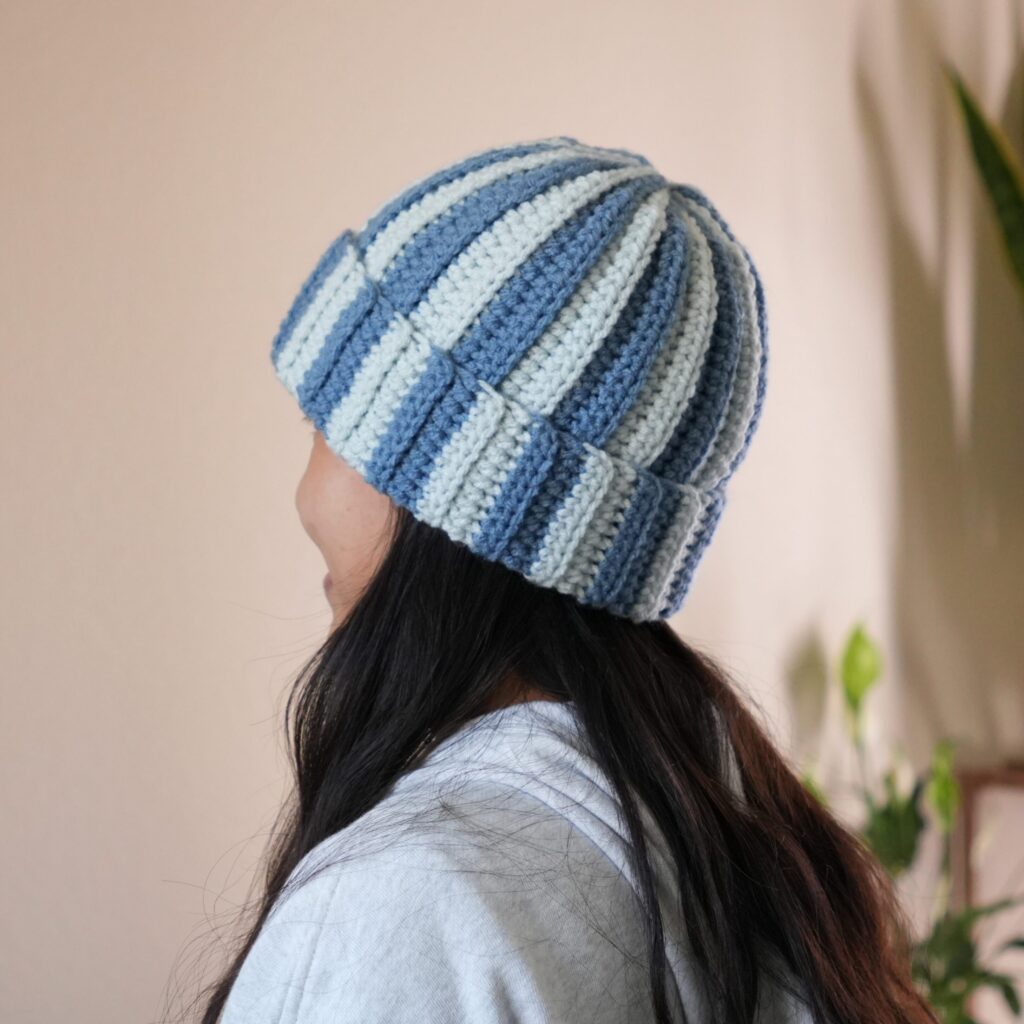crochet striped beanie back
